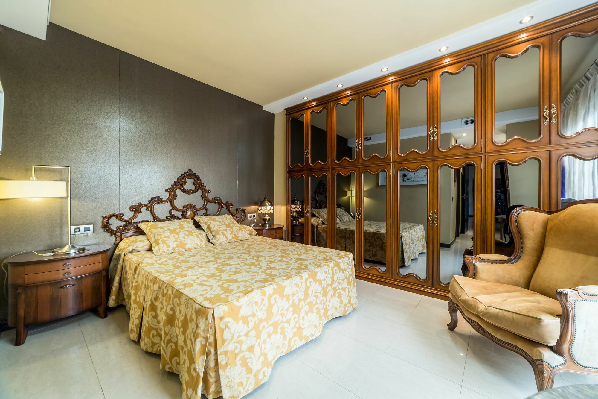 Travel Habitat Ático Ciutat Vella. Valência Exterior foto